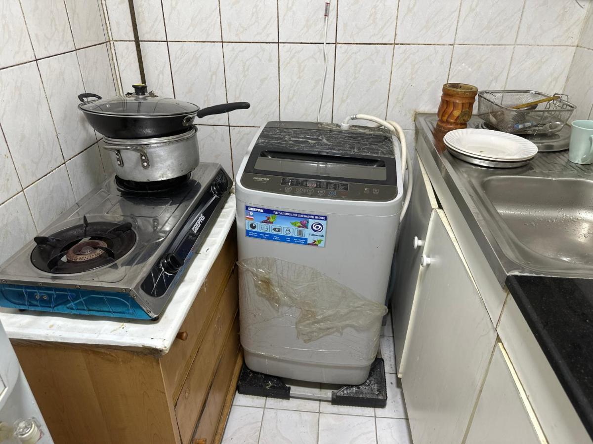 Available In One Bedroom Appartamento Sharjah